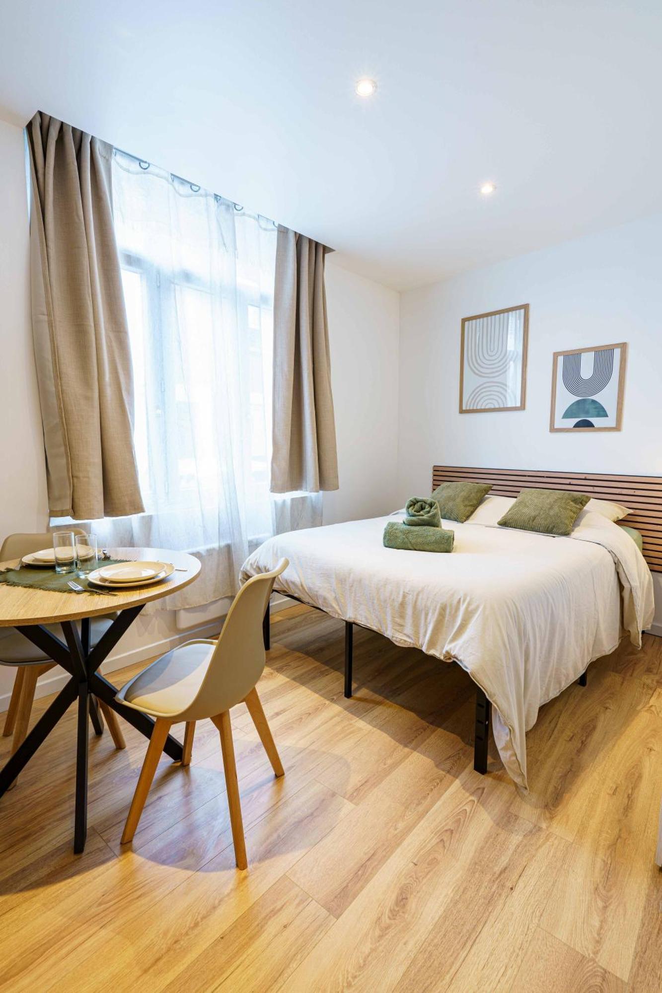 Studio Ensoleille 2Pers Wifi Saint-Quentin  Ngoại thất bức ảnh